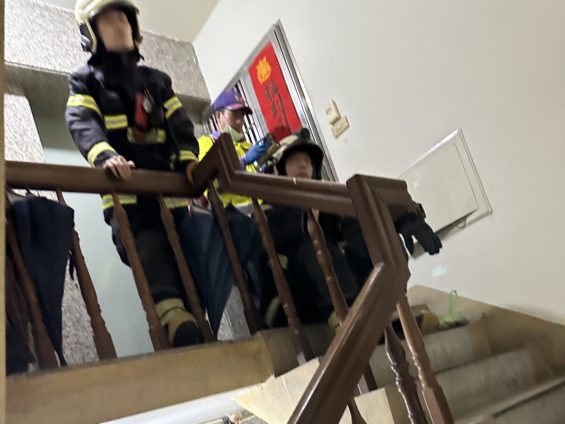 桃園市桃園區縣府路一帶,今(18)日清晨5時許驚傳有民眾吼叫著要開瓦斯洩憤。